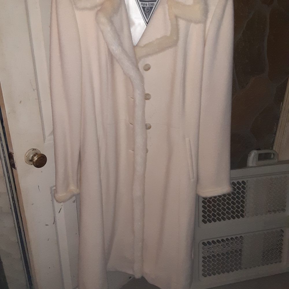 Marvin Ricahards women's coat